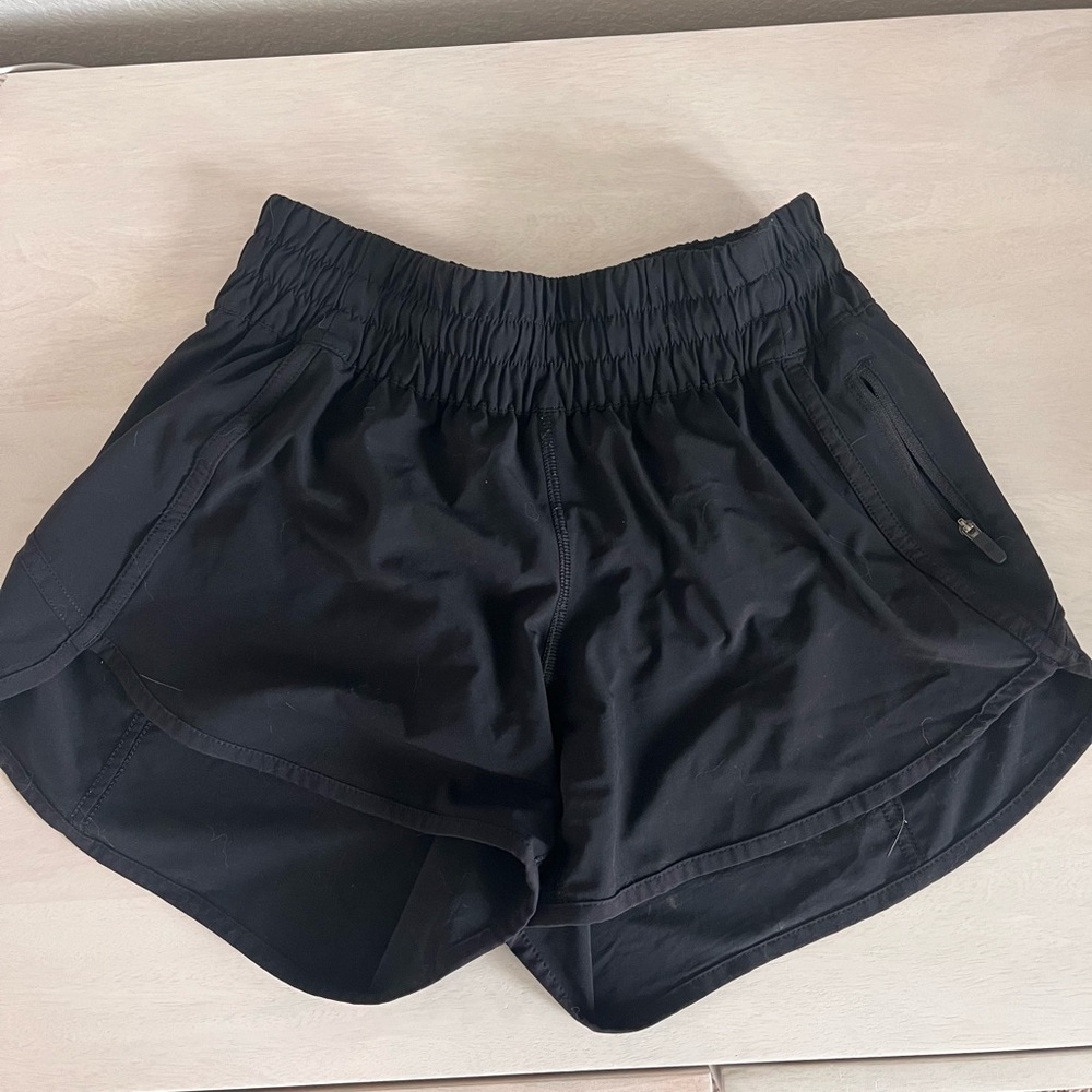 Lululemon high tise track that short